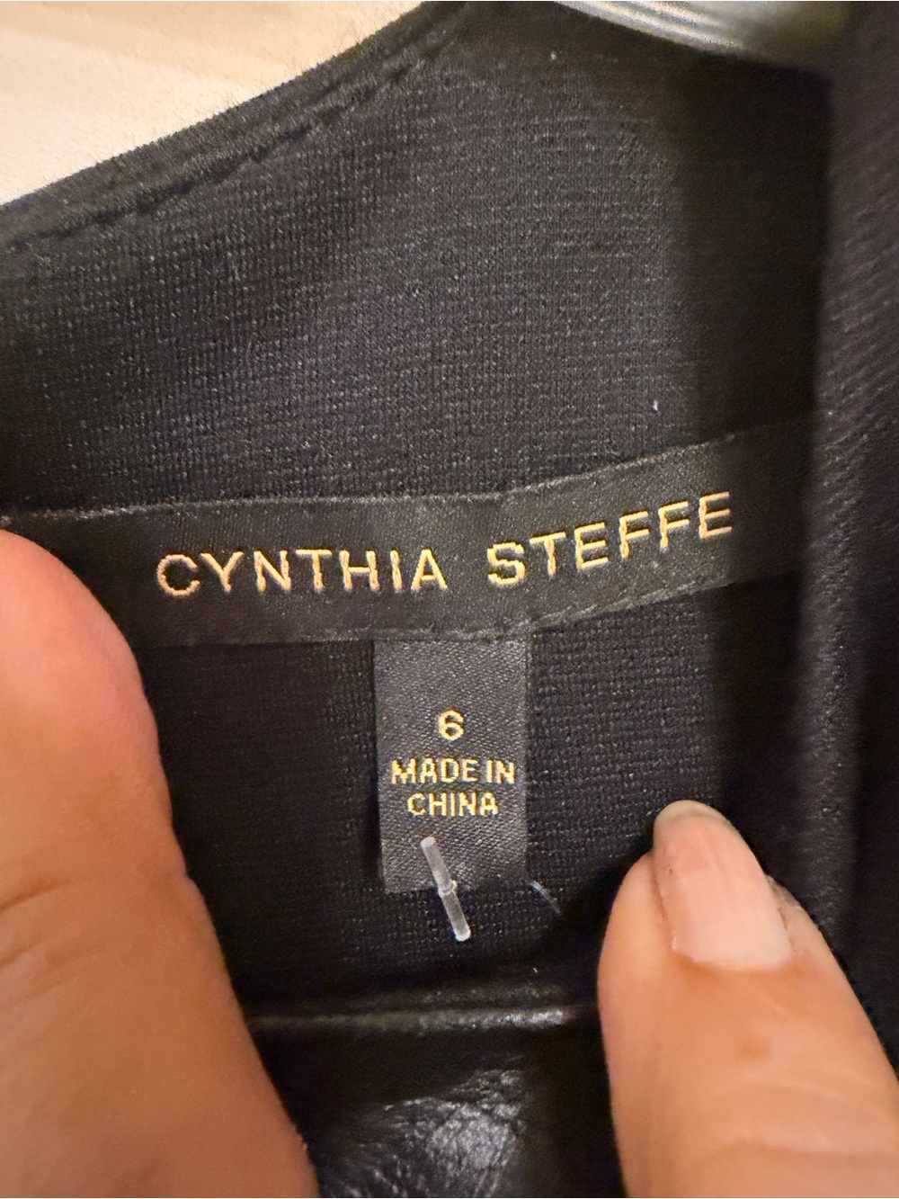 Cynthia Steffe Black Leather Panel w/ Heavy Knit Sheath Dress, Lined, Sz 6 - Picture 6 of 13